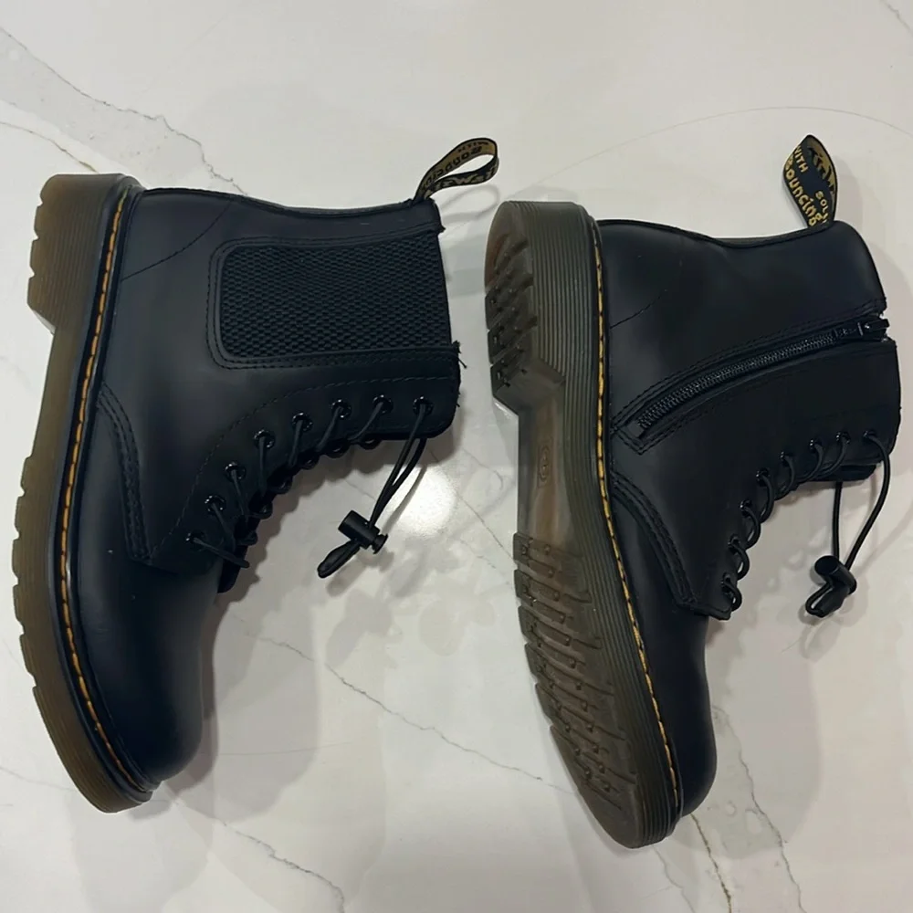 Dr. Martens - Picture 4 of 7